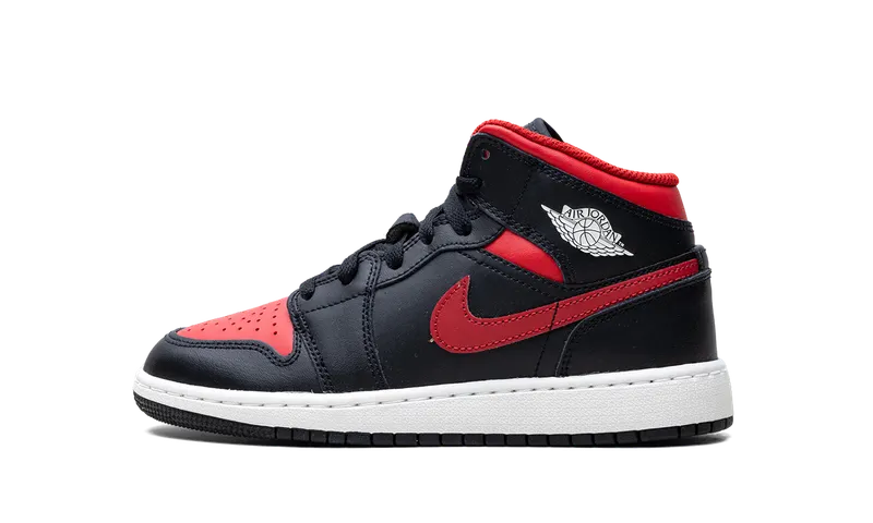 Jordan 1 Mid GS “Black Summit White Varsity Red” (DQ8423-067)