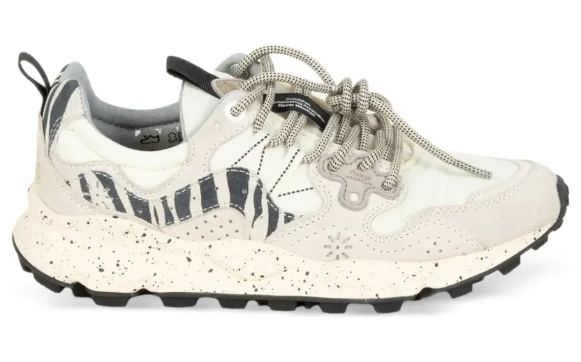 Flower Mountain Yamano 3 “White” (YAMANO3631N36)