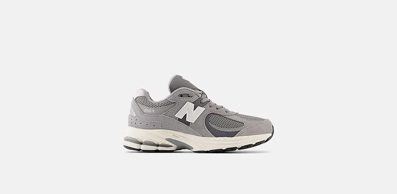 New Balance 2002 GS “Steel Lead” (GC2002ST)