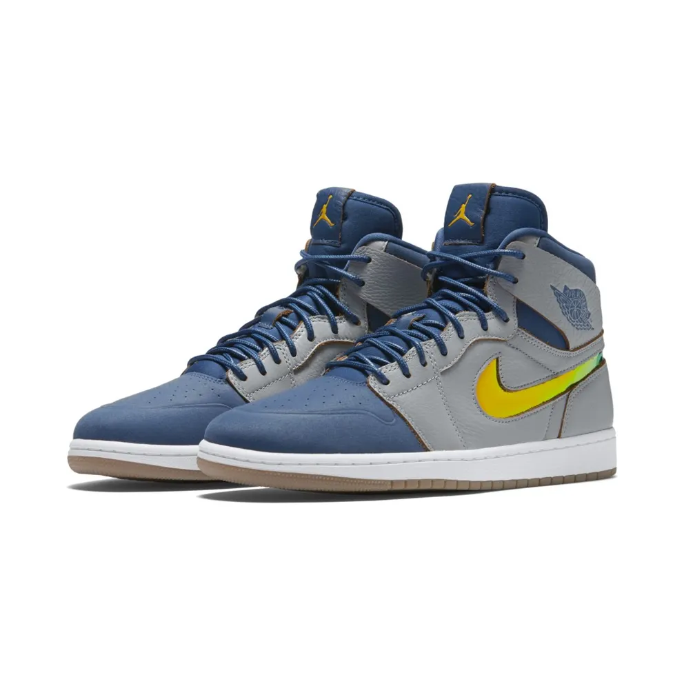 Jordan 1 Retro High Nouveau Dunk From Above (819176-009)