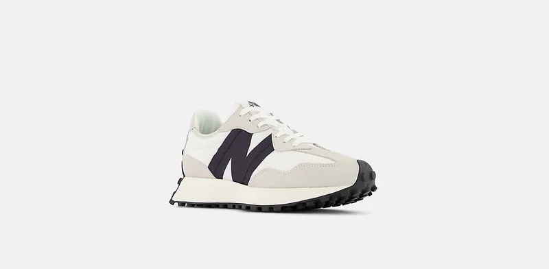 New Balance New Balance White/Black (MS327FE)