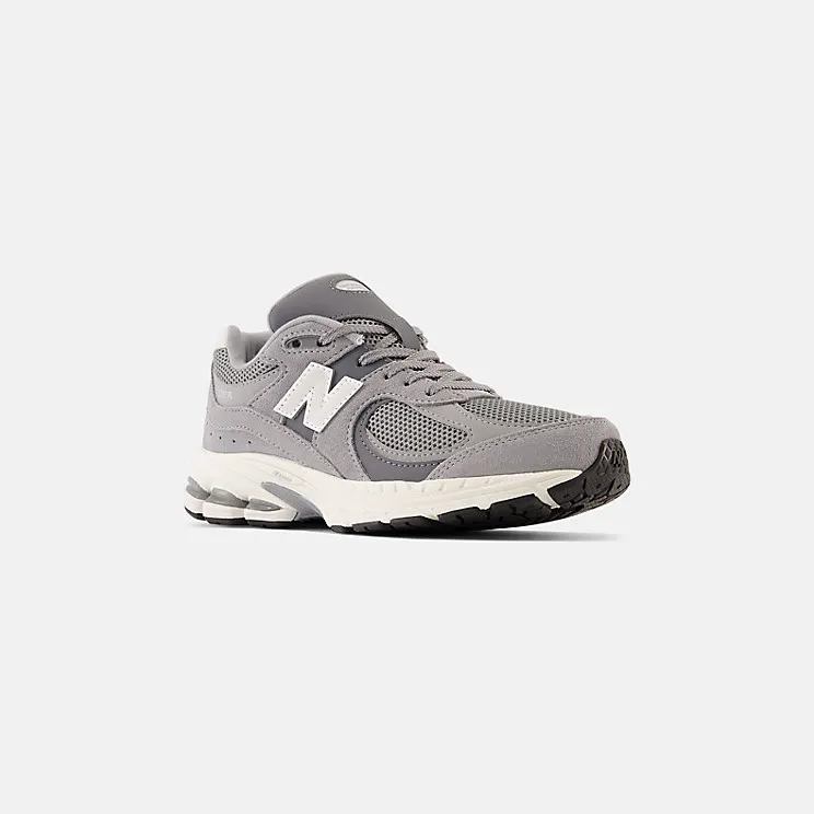 new-balance-2002 GC2002ST