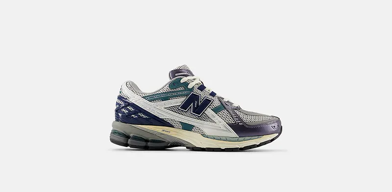 New Balance 1906R “Silver Metallic / Deep Ocean” (U1906ND)