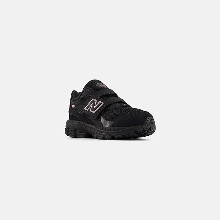 new-balance-2002r IV2002RX