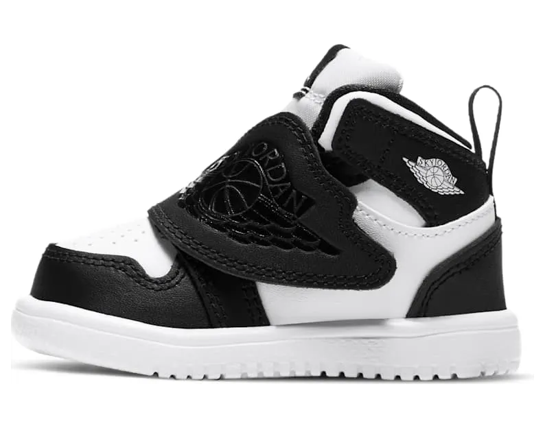 Air Jordan Sky Zwart (BQ7196-010)