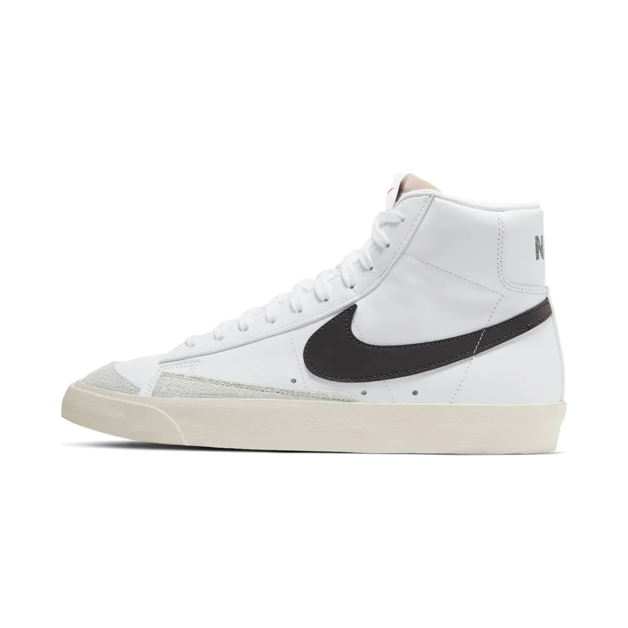 nike-blazer BQ6806-104