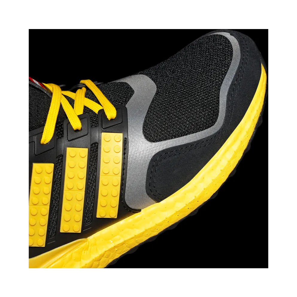 adidas Ultraboost DNA x LEGO® COLORS Running Core Black / Yellow / Core Black (GX2548)