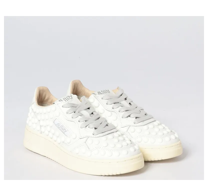 Autry Medalist Low Leather Sneakers with Studs White (AULWPH01)
