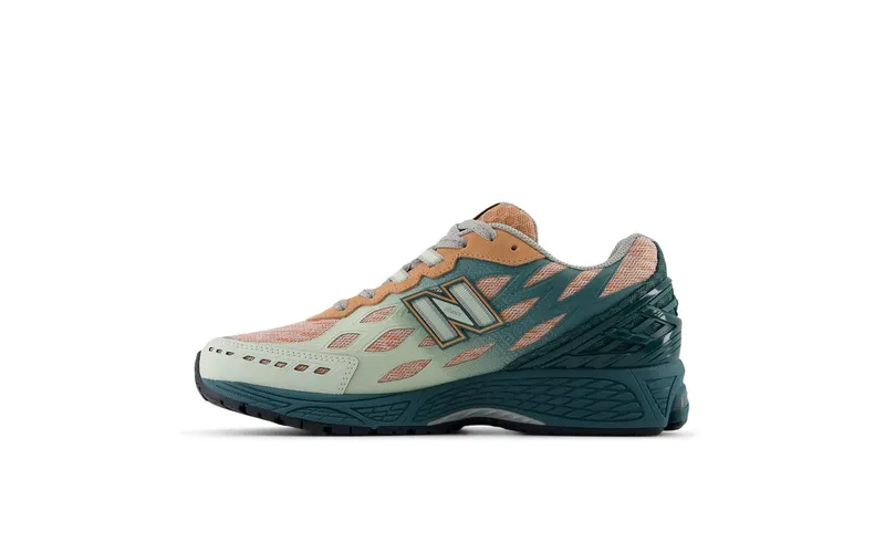 New Balance U1906WFB (multi) – U1906WFB