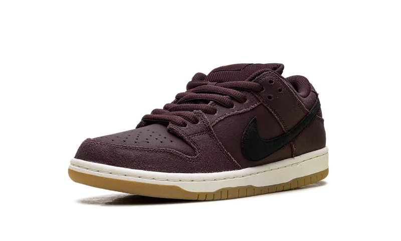 Nike SB Dunk Low Pro “Burgundy Crush” (IO2304-600)