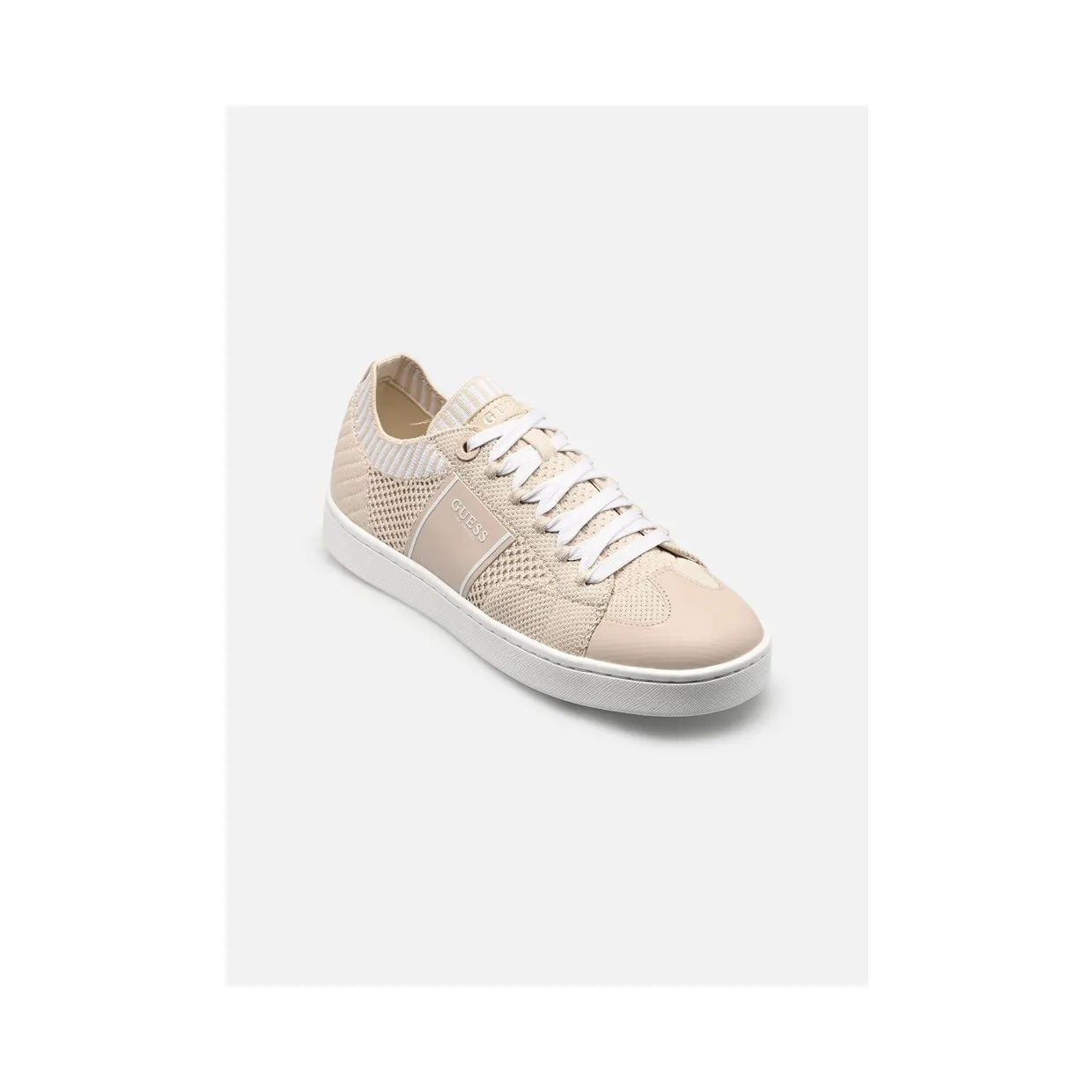 Guess Sand / White (FLPJRXFAB12) (3)