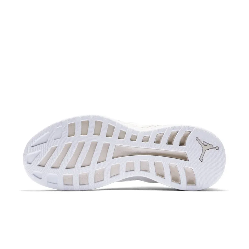 Jordan  Formula 23 White Light Orewood Brown White/White-Light Orewood Brown (881465-115)