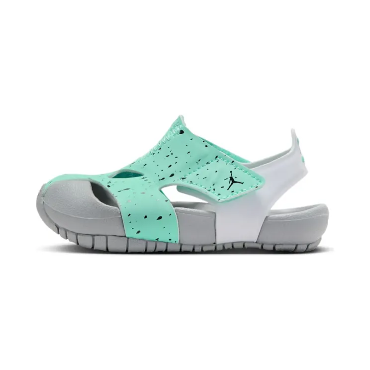 Jordan Flare “Green Glow / Wolf Grey / White / Black” (CI7850-302)