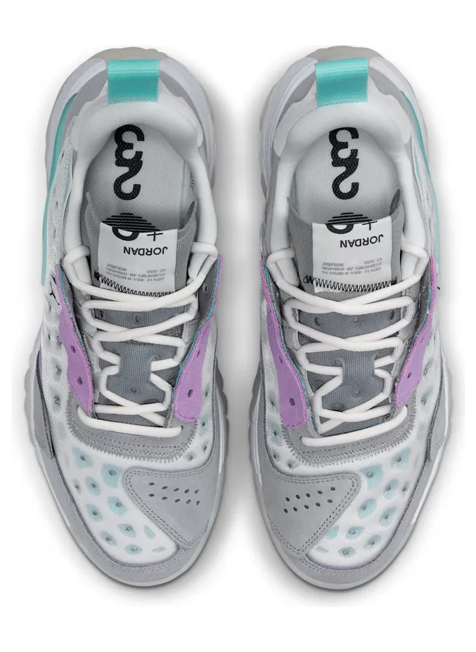 air-jordan-delta CV8121-002
