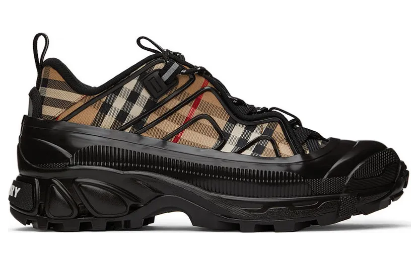 Burberry Black & Beige Arthur Check Sneakers (8056921)