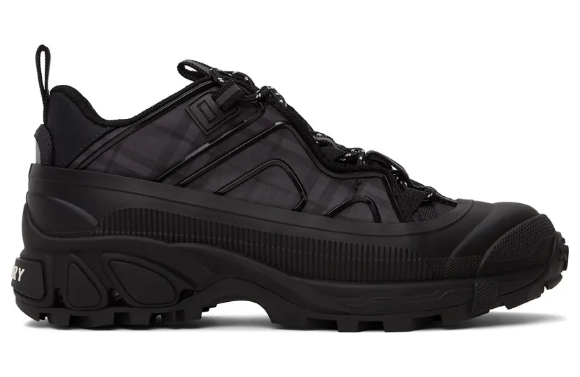 Burberry Black Check Technical Arthur Sneakers (8042584)