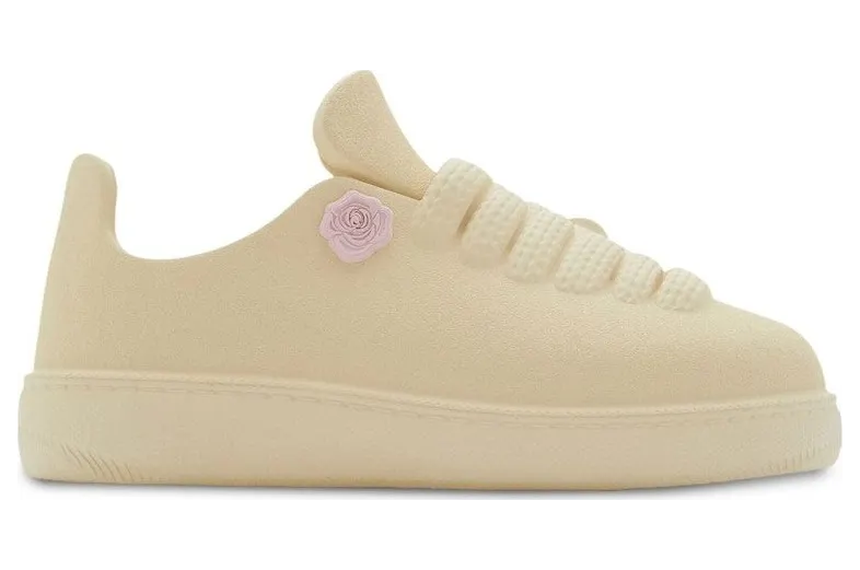 Burberry Bubble Charm Embellished Clay (8081772)