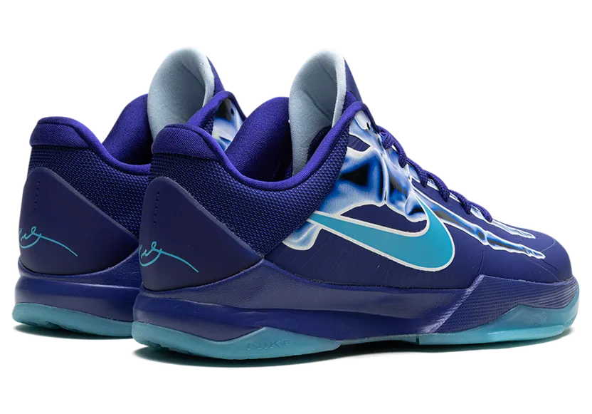 nike-kobe HM9522-400