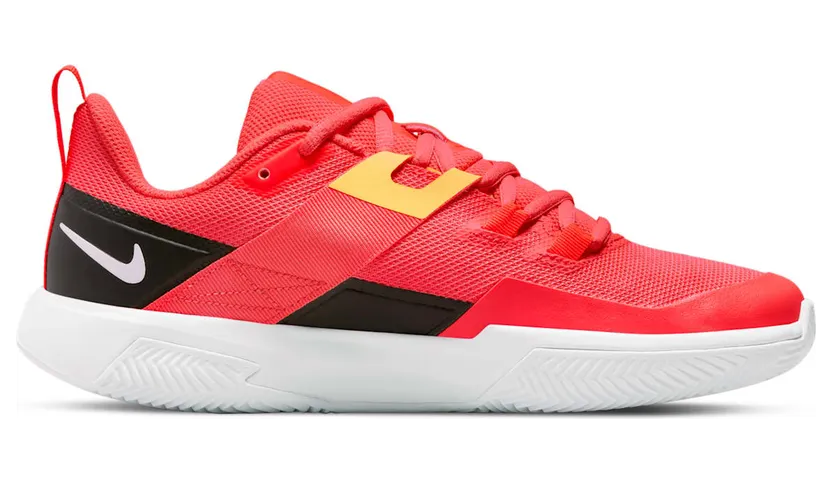 nikecourt DH2945-800