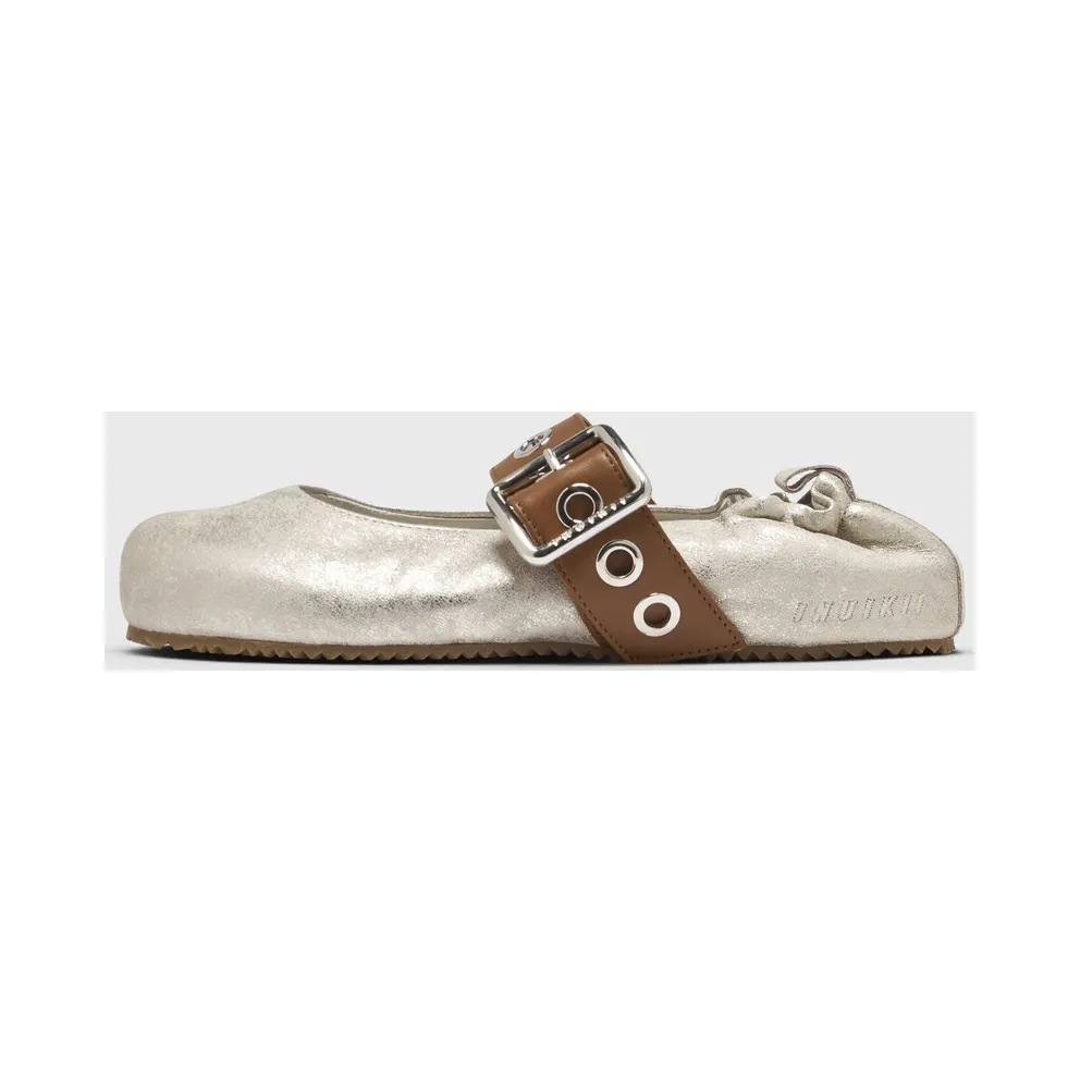 INUIKII MOLLY STUDS Silver