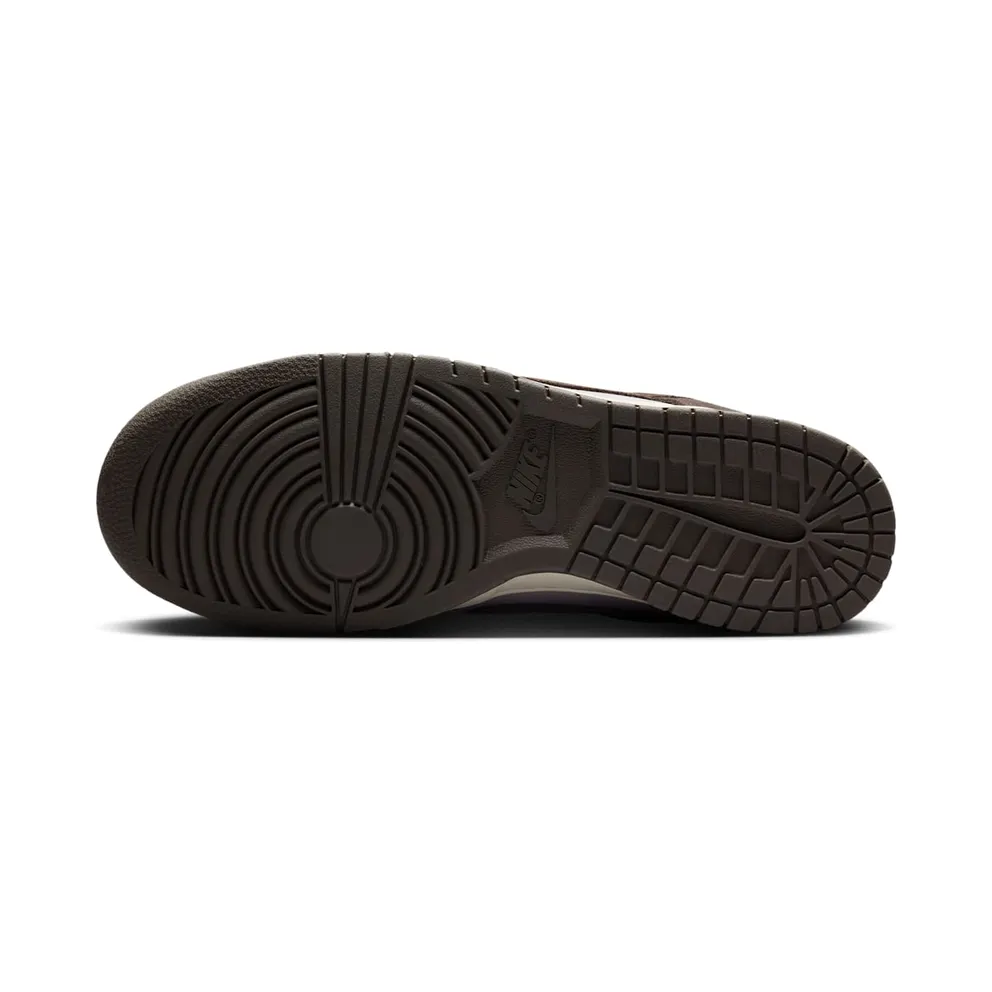 Nike Dunk Low SE “Platinum Violet” (FQ8249-001)