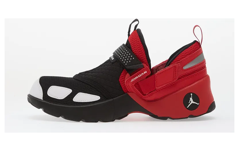 Jordan Trunner LX Bred