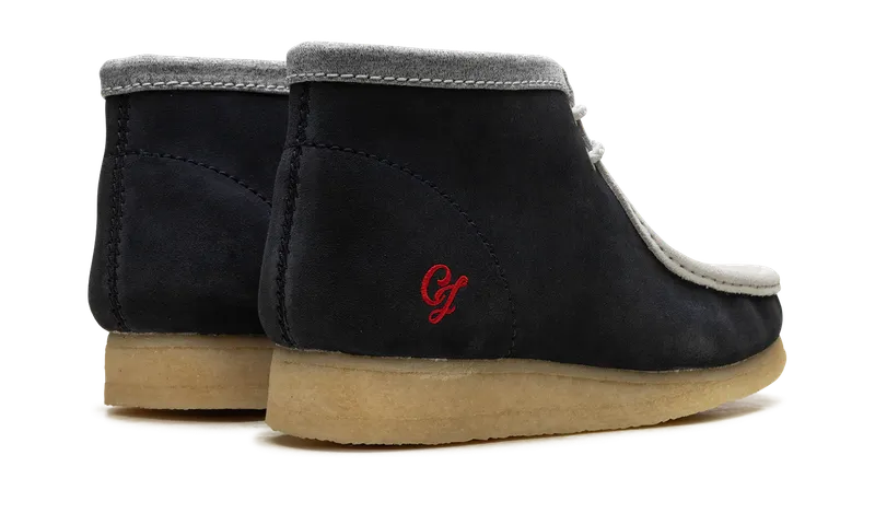 Clarks Wallabee Boot VCY “Navy Grey” (26165077)