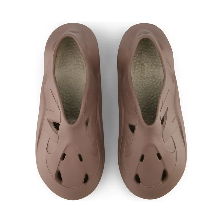 new-balance-fresh-foam RCVRYEES
