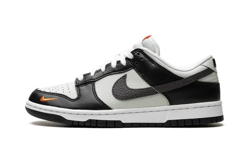 Nike Dunk Low “Black/Total Orange” (FN7808-001)