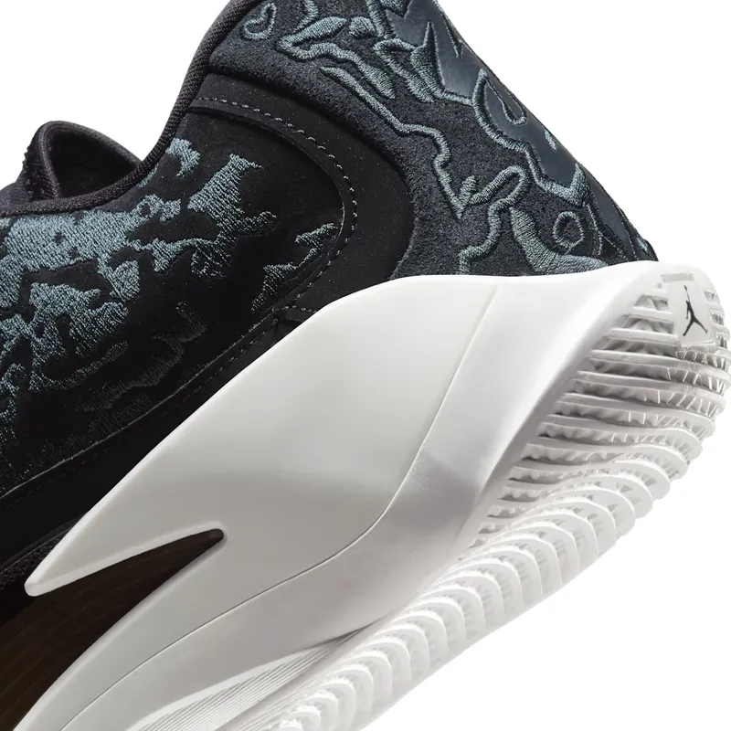 Jordan Zion 3 SE M.U.D. Ash (FN1714-002)