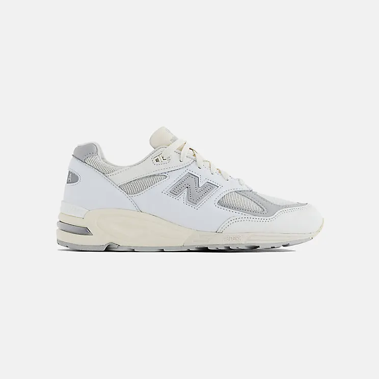 New Balance 990v2 Made in USA White – “Sea Salt / White / Grey” (M990TC2)