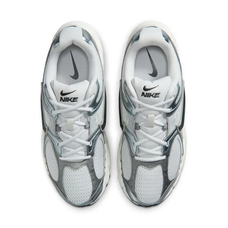 Nike V5 RNR “Photon Dust/Smoke Grey/Light Smoke” (HJ5228-014)