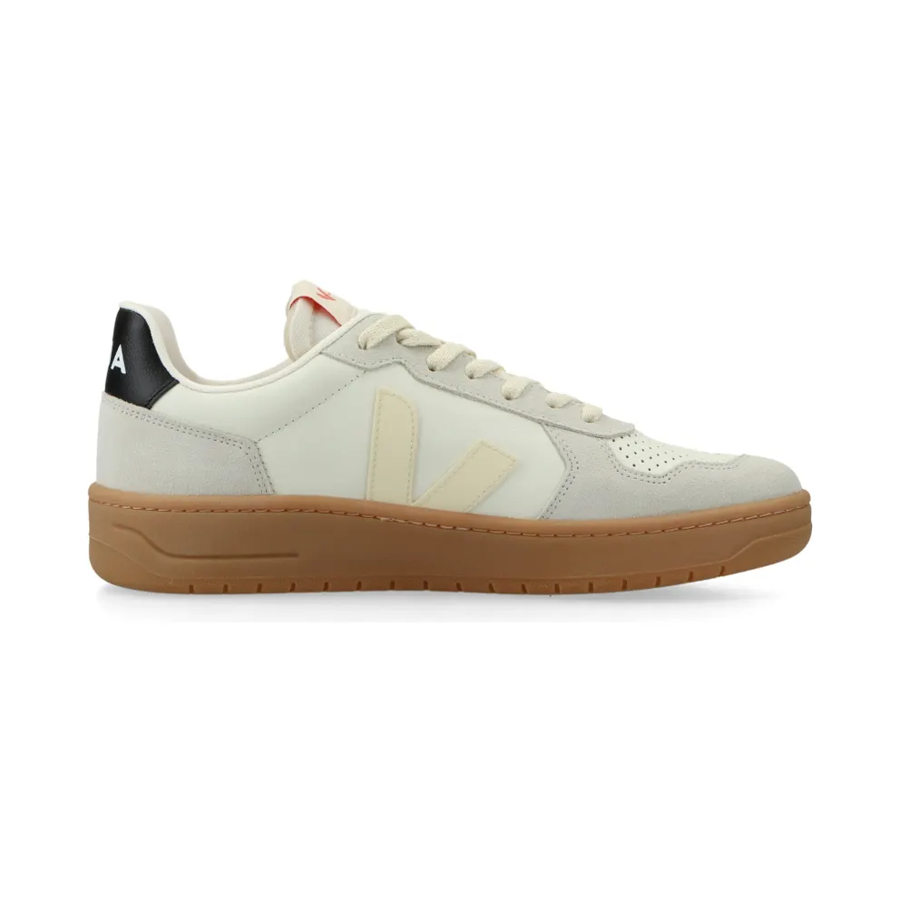 VEJA V-82 Grained Leather (pure / calcaire / black) – VE3320759
