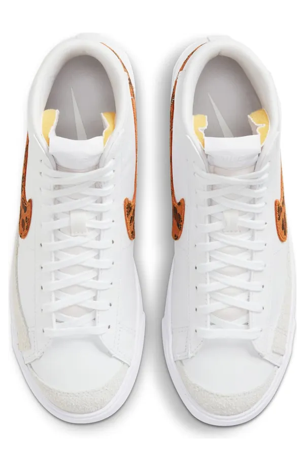 nike-blazer DA8736-101