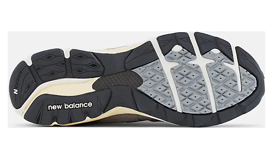 new-balance-990 M990TG3
