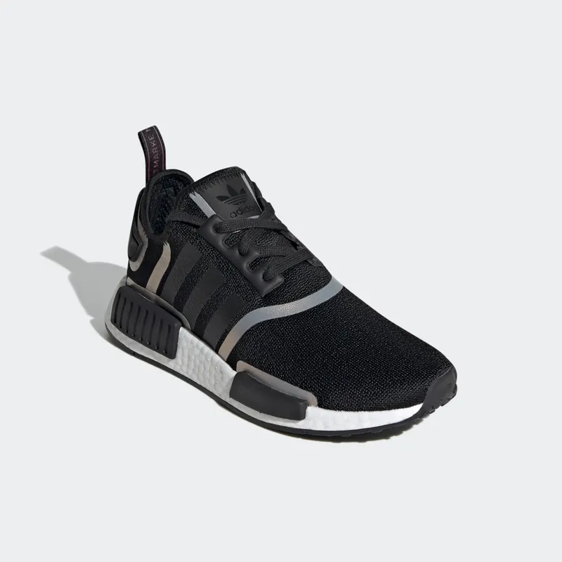 adidas NMD_R1 Core Black / Core Black / Cloud White (FV1798)