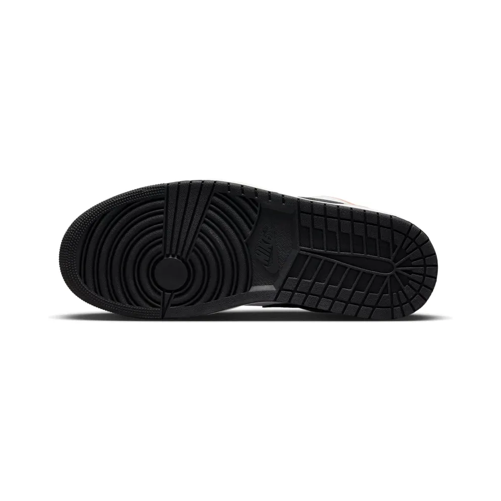 Air Jordan 1 Low SE “Flight Club” (DX4334-008)