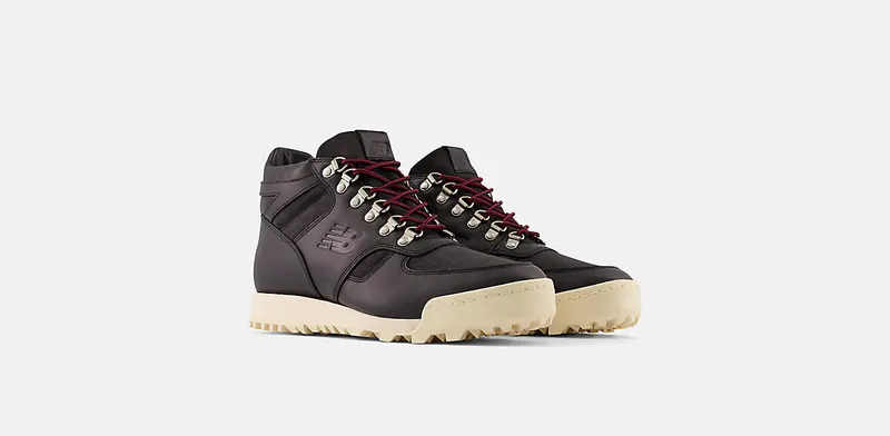 New Balance Rainier Black Macadamia Nut (URAINAL)