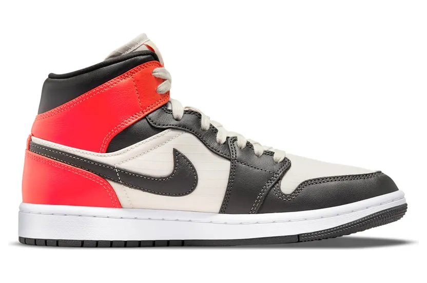 air-jordan-1 DQ6078-100