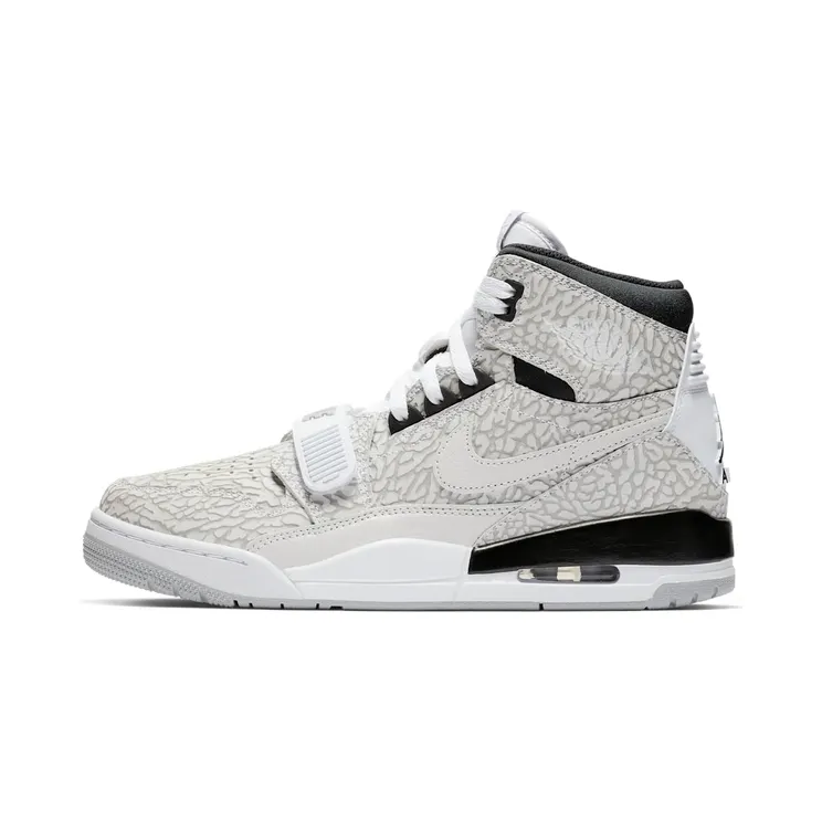 Jordan Legacy 312 Flip “White / Black” (AV3922-100)