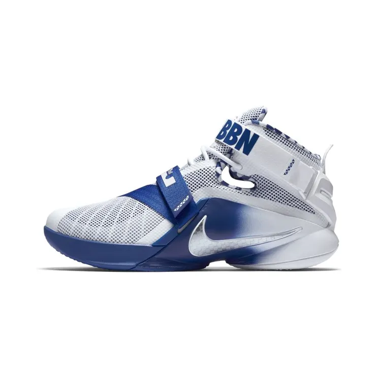 Nike LeBron Soldier 9 Kentucky
