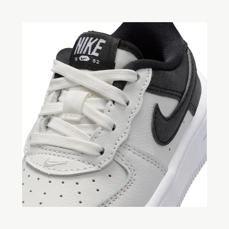 nike-air-force-1 IQ2735-100