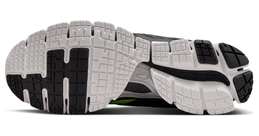 nike-zoom IU7360-700