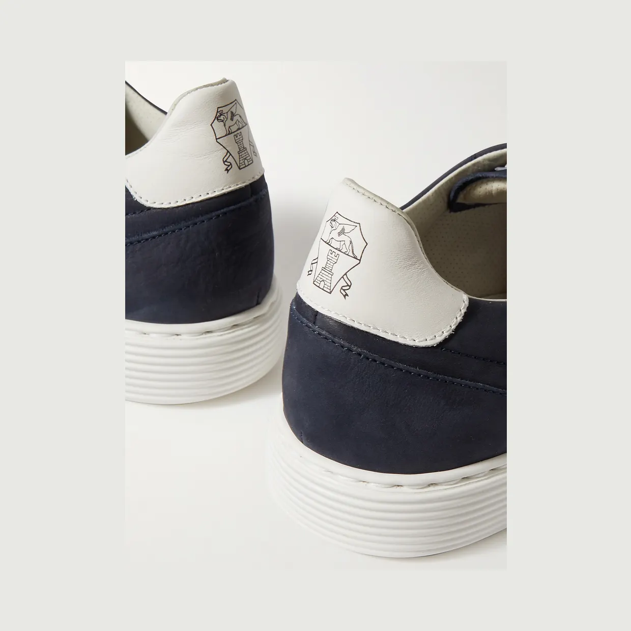 Brunello Cucinelli Nubuck Sneakers Navy (MZUDBTJ264) (5)