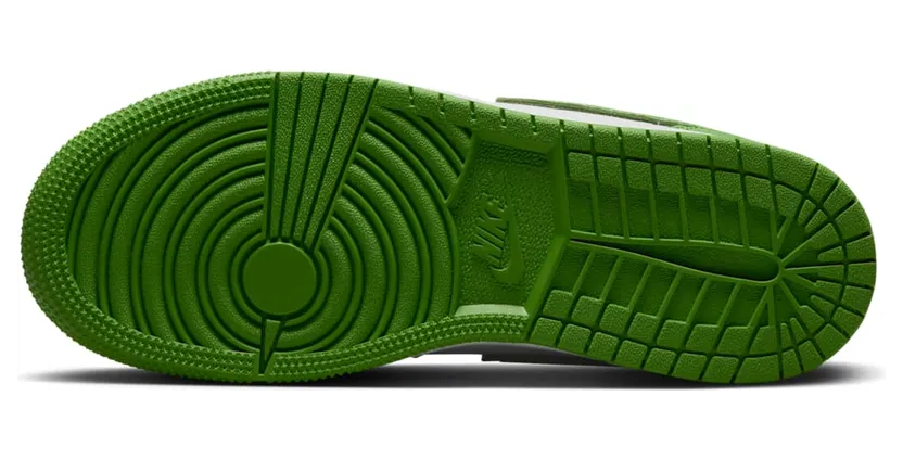 air-jordan-1 HF4779-100