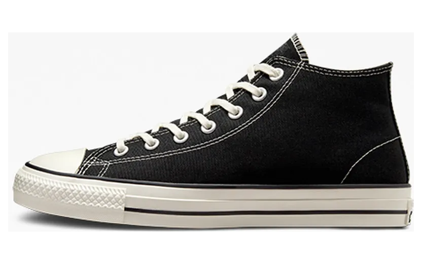 converse-chuck-taylor-all-star A02136C