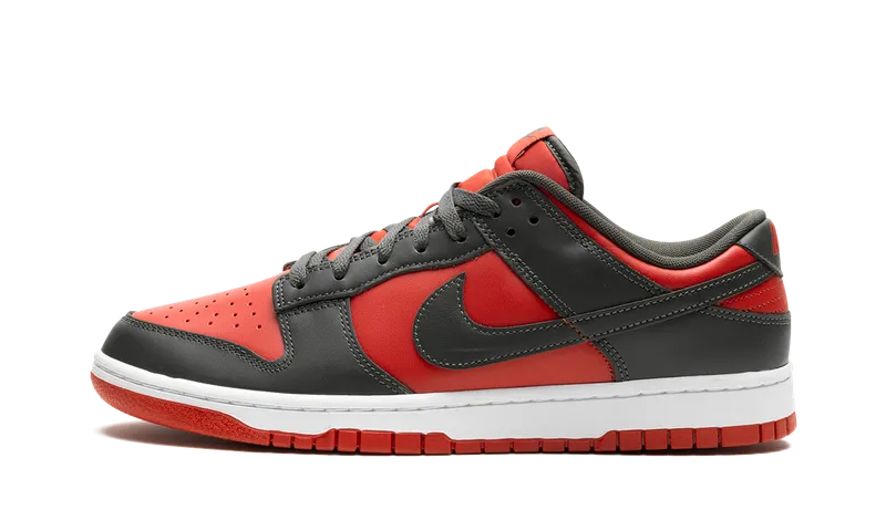 Nike Dunk Low “Mystic Red” (DV0833-600)