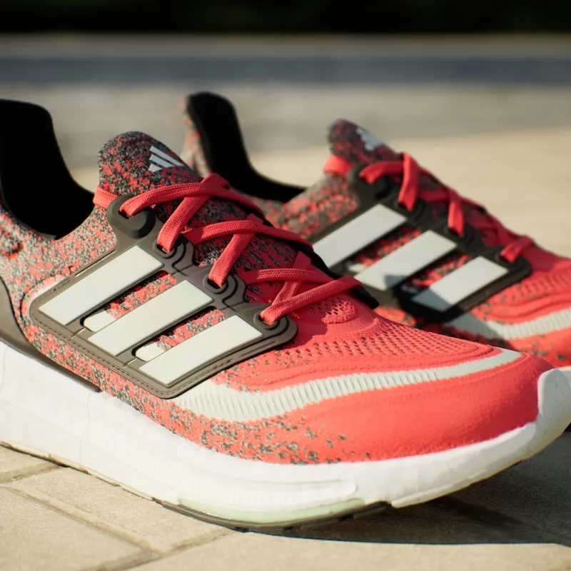 Adidas ULTRABOOST LIGHT “Red” (ID3277)