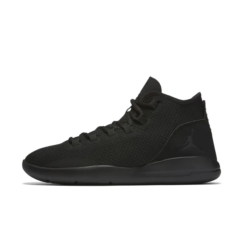 Jordan Reveal Triple Black