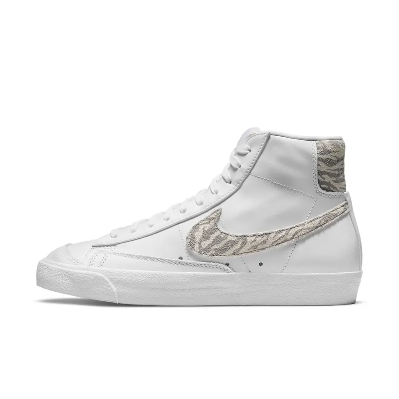 Nike Blazer Mid ’77 SE White (DH9633-101)